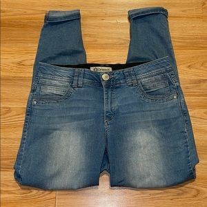 Democracy “AbSolution” Skinny Jeans Size 10